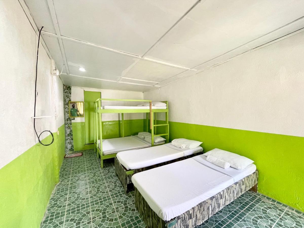 Oyo 899 Merie Diz Sunrise Beach Resort Oslob Eksteriør bilde